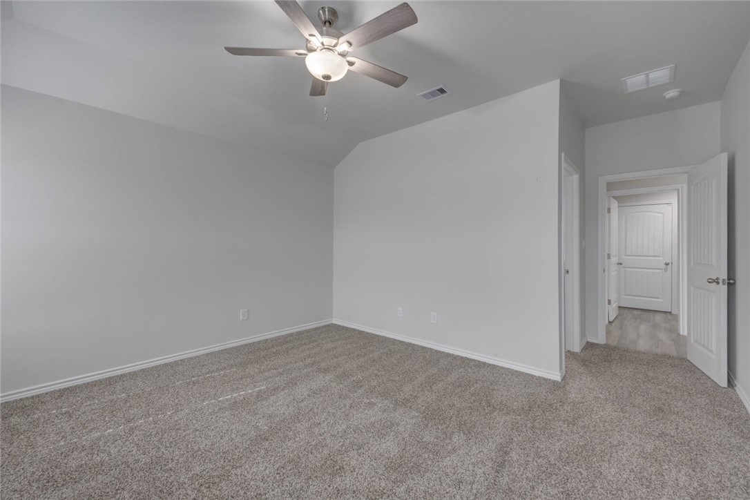 2682 Excelsior Blvd Property Photo 12