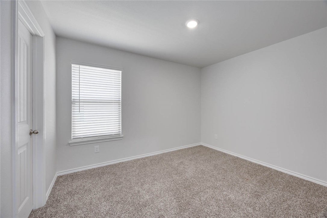 2682 Excelsior Blvd Property Photo 21