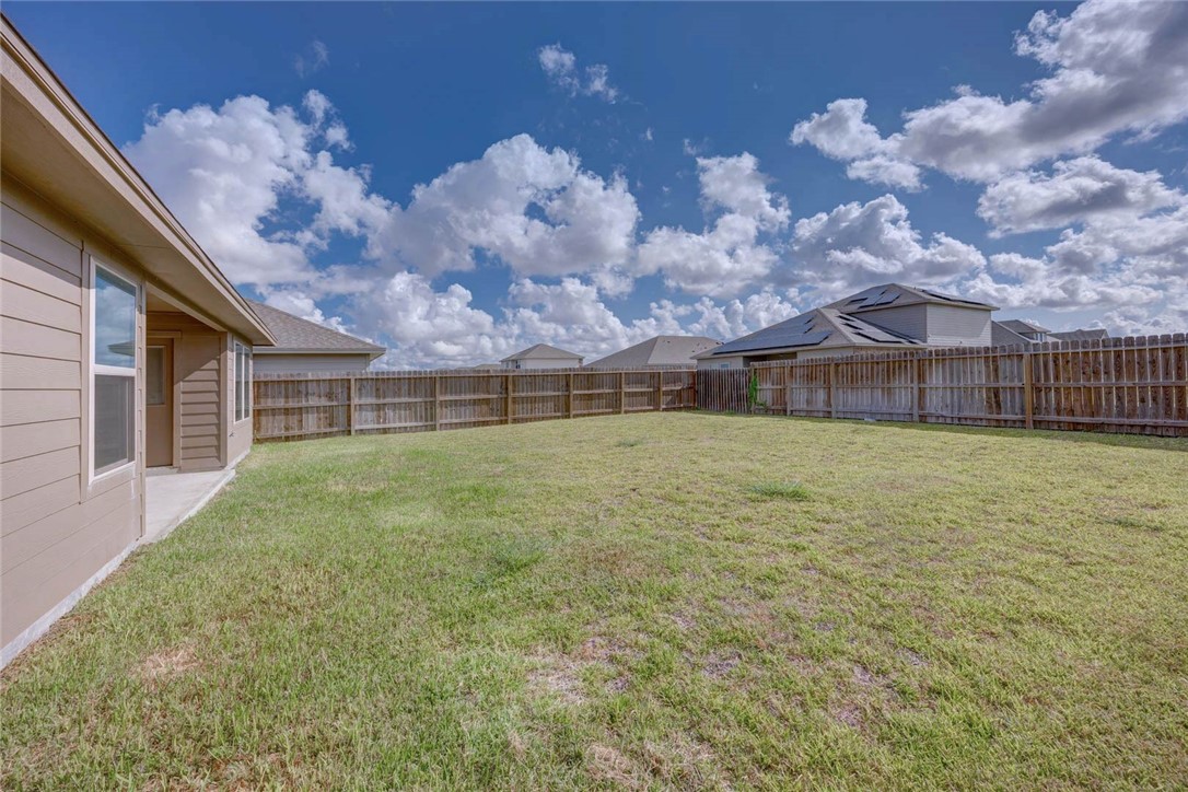 2682 Excelsior Blvd Property Photo 25