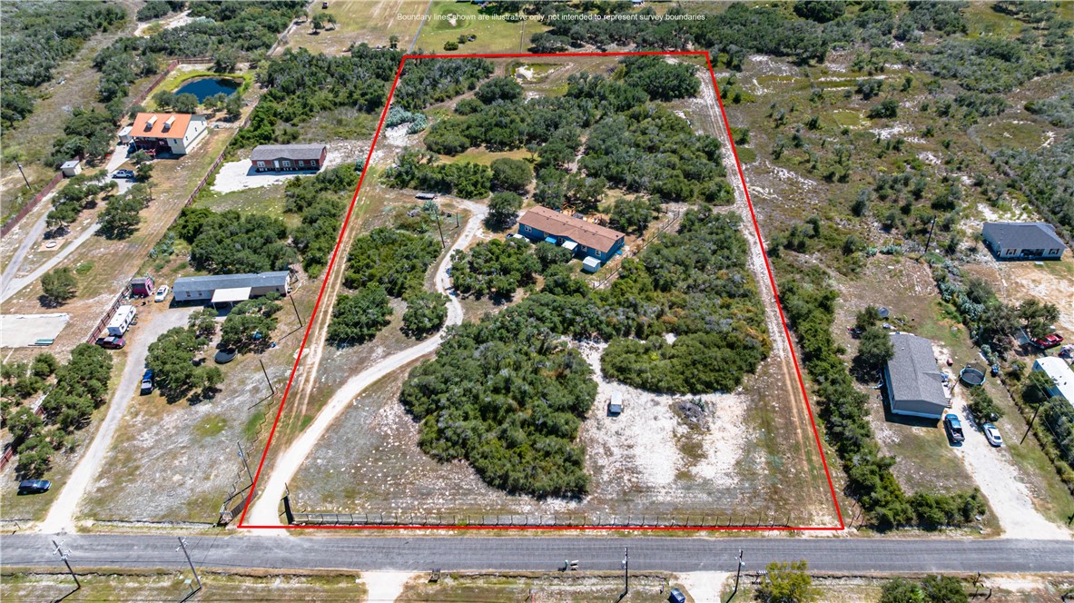 1051 Jacoby St Property Photo 24