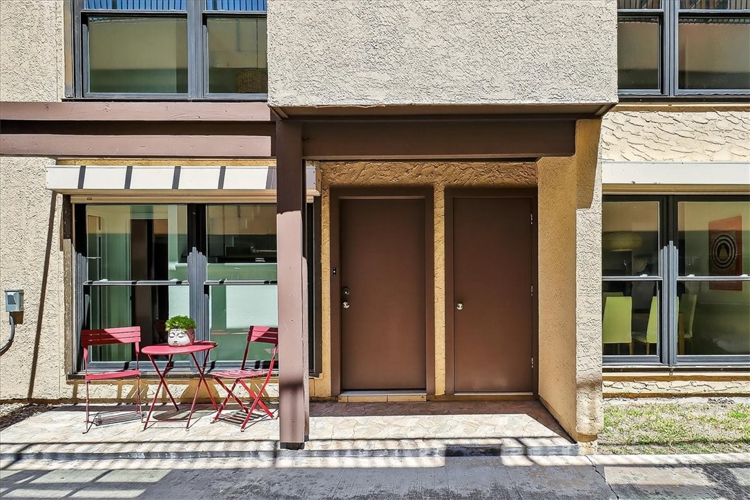 1400 E Ocean Dr 2 Property Photo 1