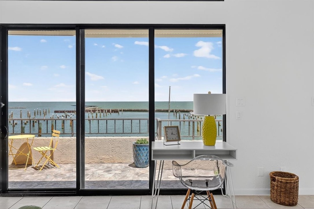 1400 E Ocean Dr 2 Property Photo 6