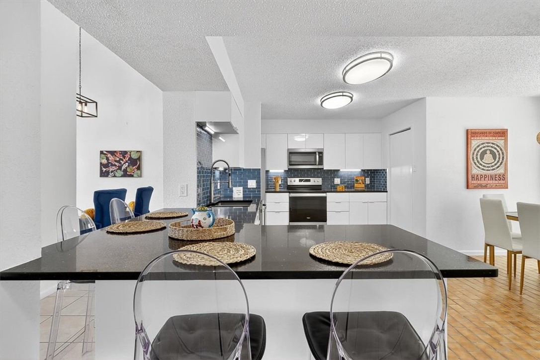 1400 E Ocean Dr 2 Property Photo 10