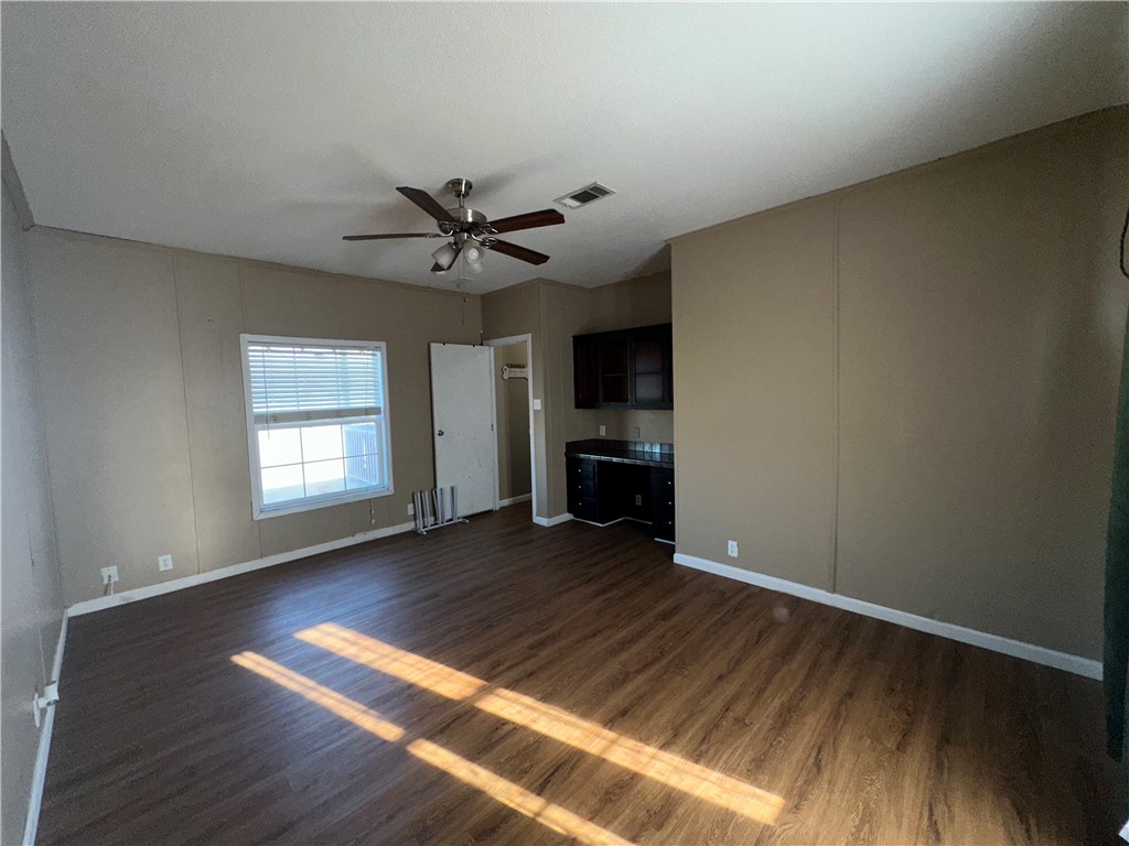 463999 Property Photo 12