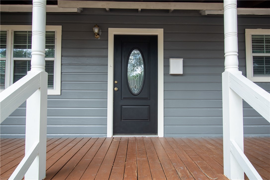 702 Jefferson St Property Photo 6