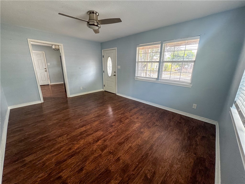 702 Jefferson St Property Photo 28