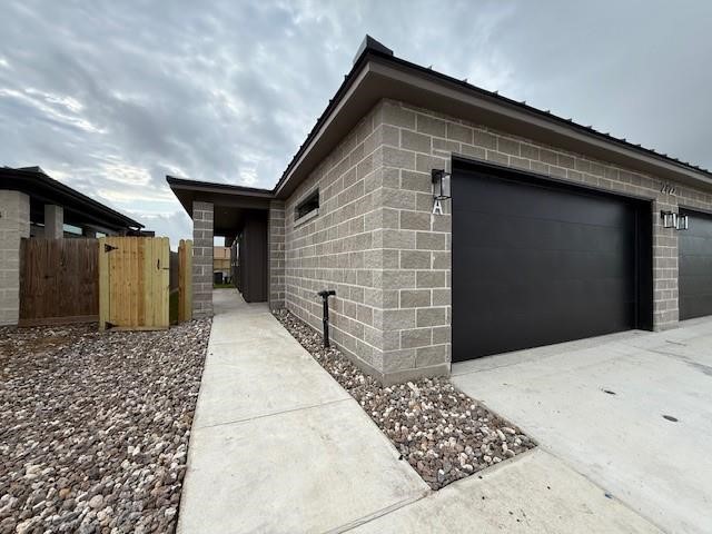 2722 Grace A Property Photo 1