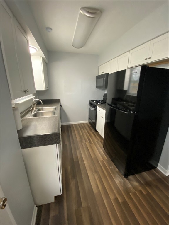 650 Aristocrat Dr Property Photo 9