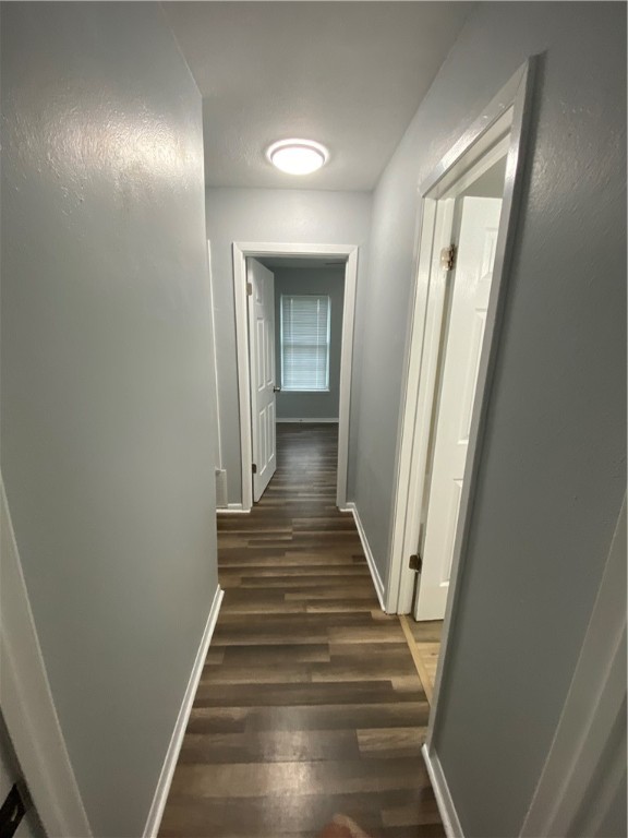 650 Aristocrat Dr Property Photo 15