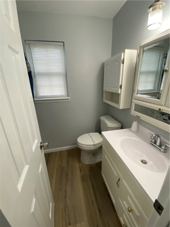 650 Aristocrat Dr Property Photo 16