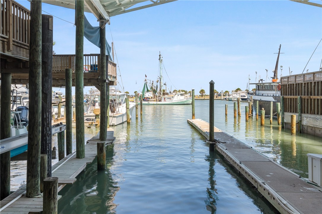 318 W Cotter Ave 2 Property Photo 7