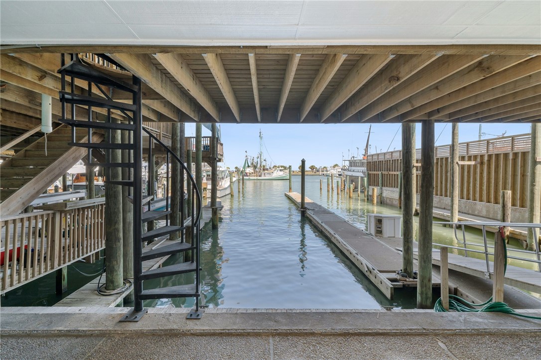 318 W Cotter Ave 2 Property Photo 29