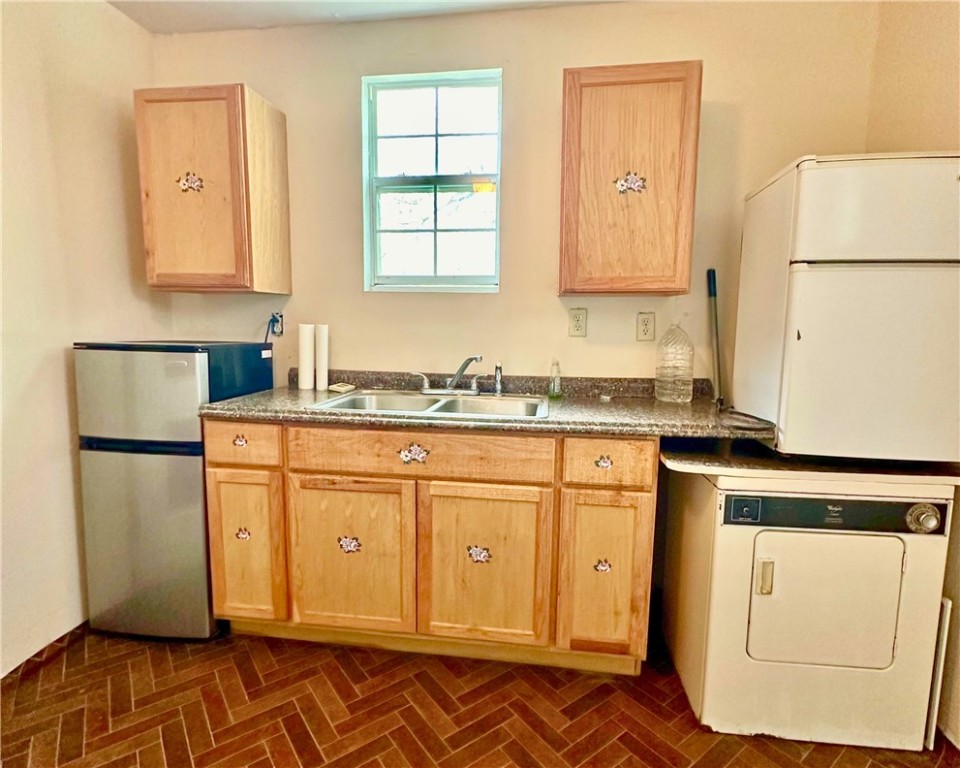 600 S Rachal St Property Photo 11