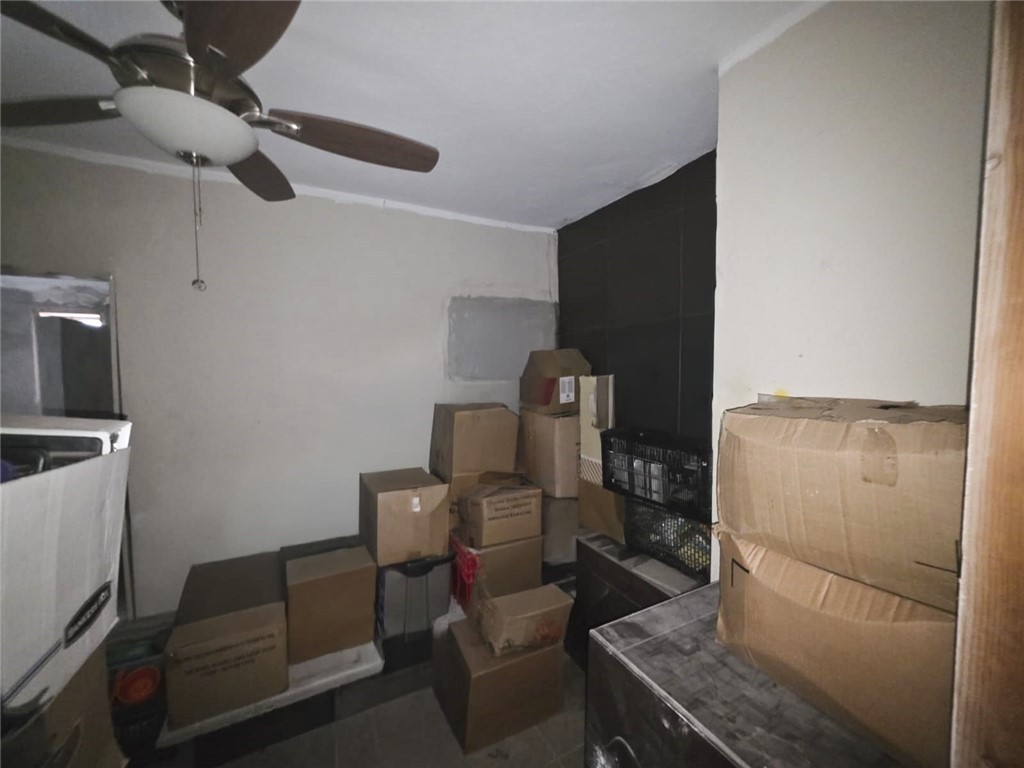 908 S 15th St Property Photo 6