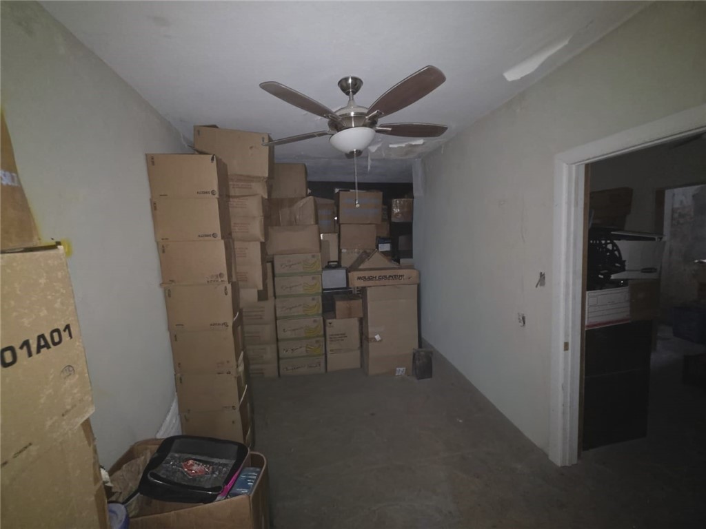 908 S 15th St Property Photo 9