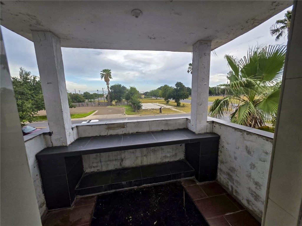 908 S 15th St Property Photo 14