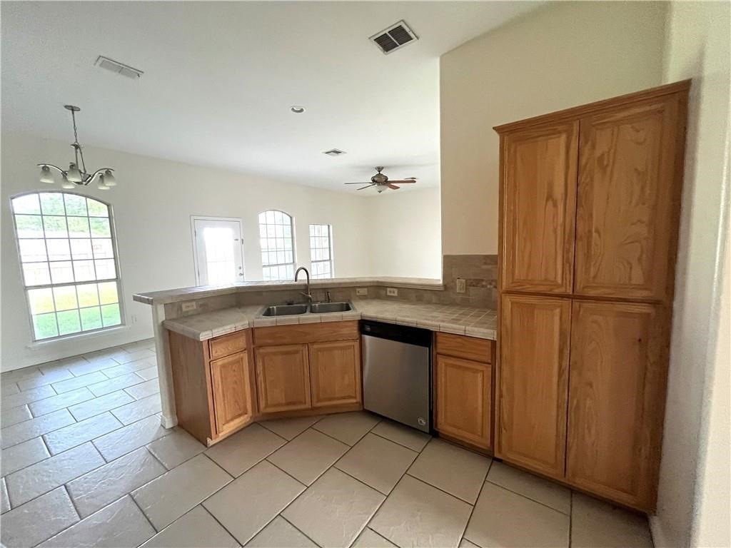 2341 Luzius Dr Property Photo 7