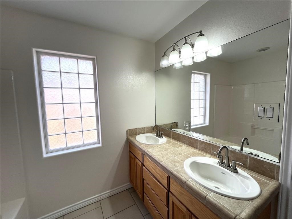 2341 Luzius Dr Property Photo 16