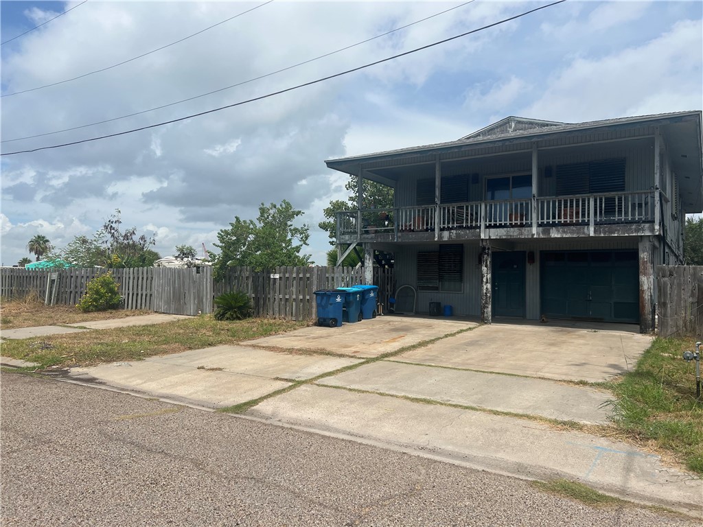 238 W Brundrett Ave Property Photo 4