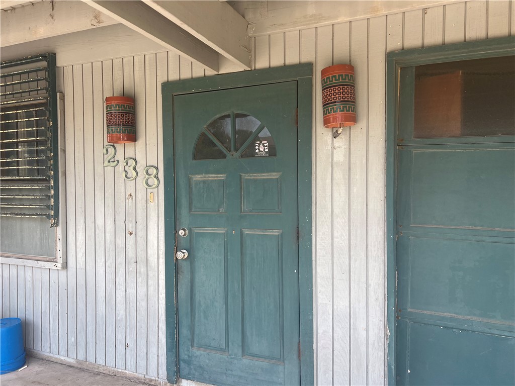 238 W Brundrett Ave Property Photo 7