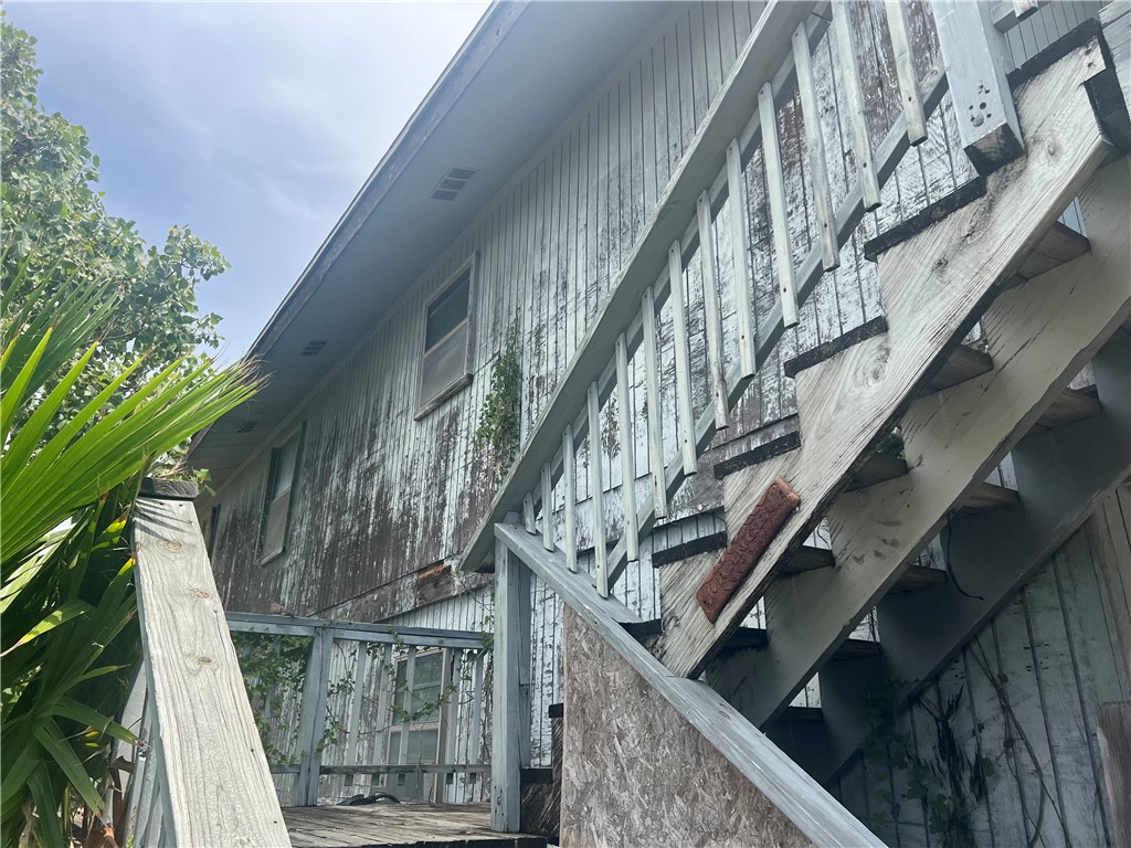 238 W Brundrett Ave Property Photo 9