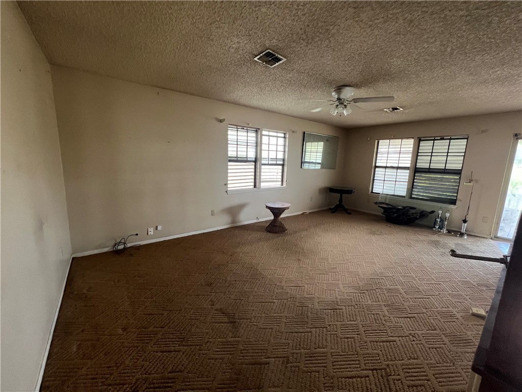 238 W Brundrett Ave Property Photo 15