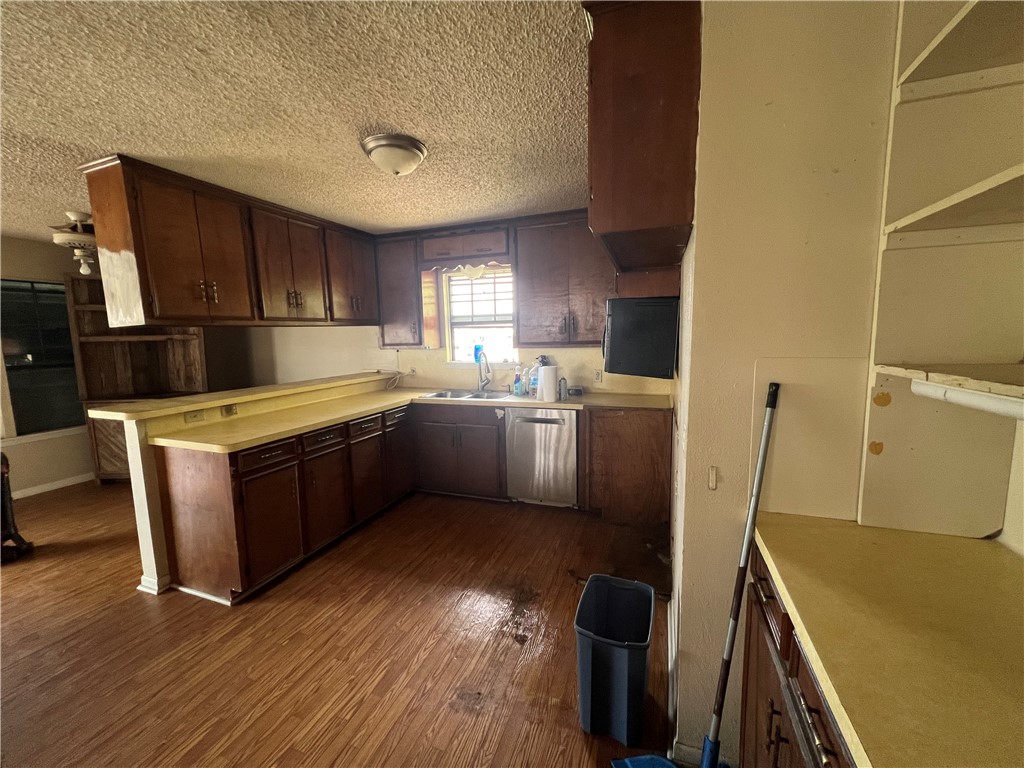 238 W Brundrett Ave Property Photo 19