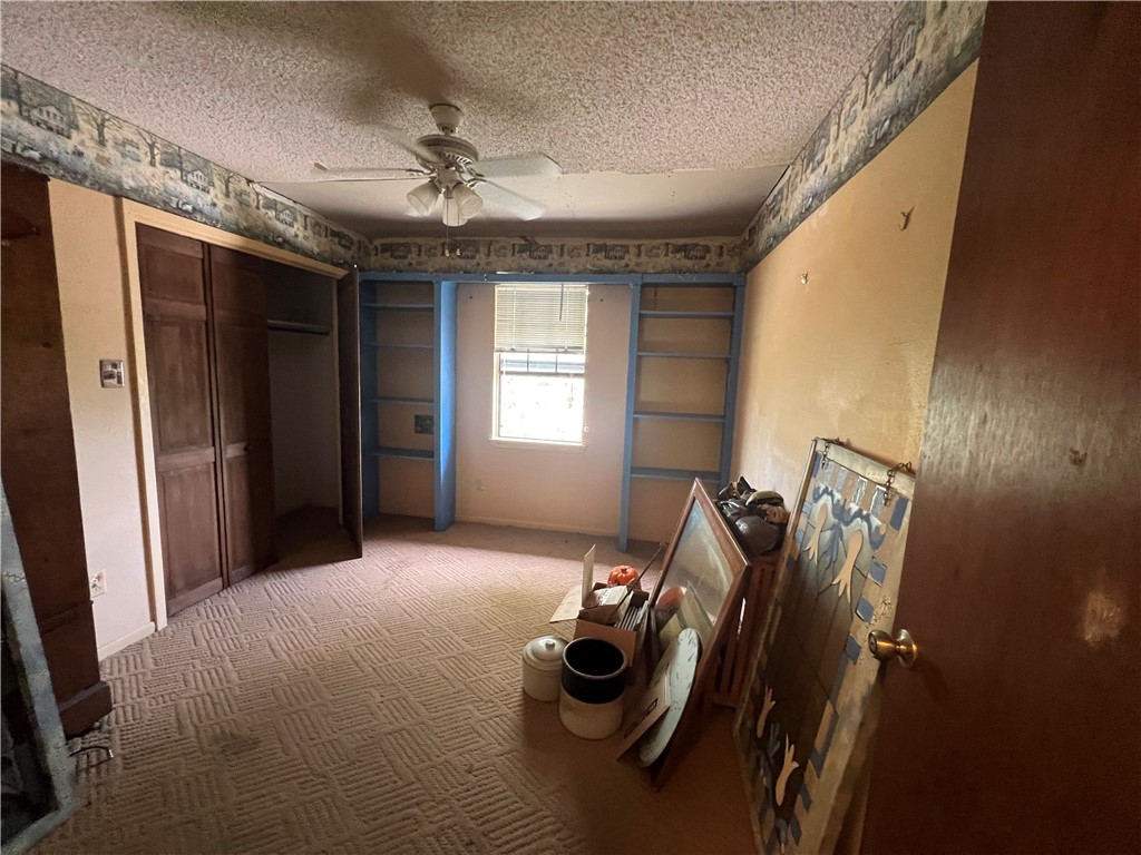 238 W Brundrett Ave Property Photo 21