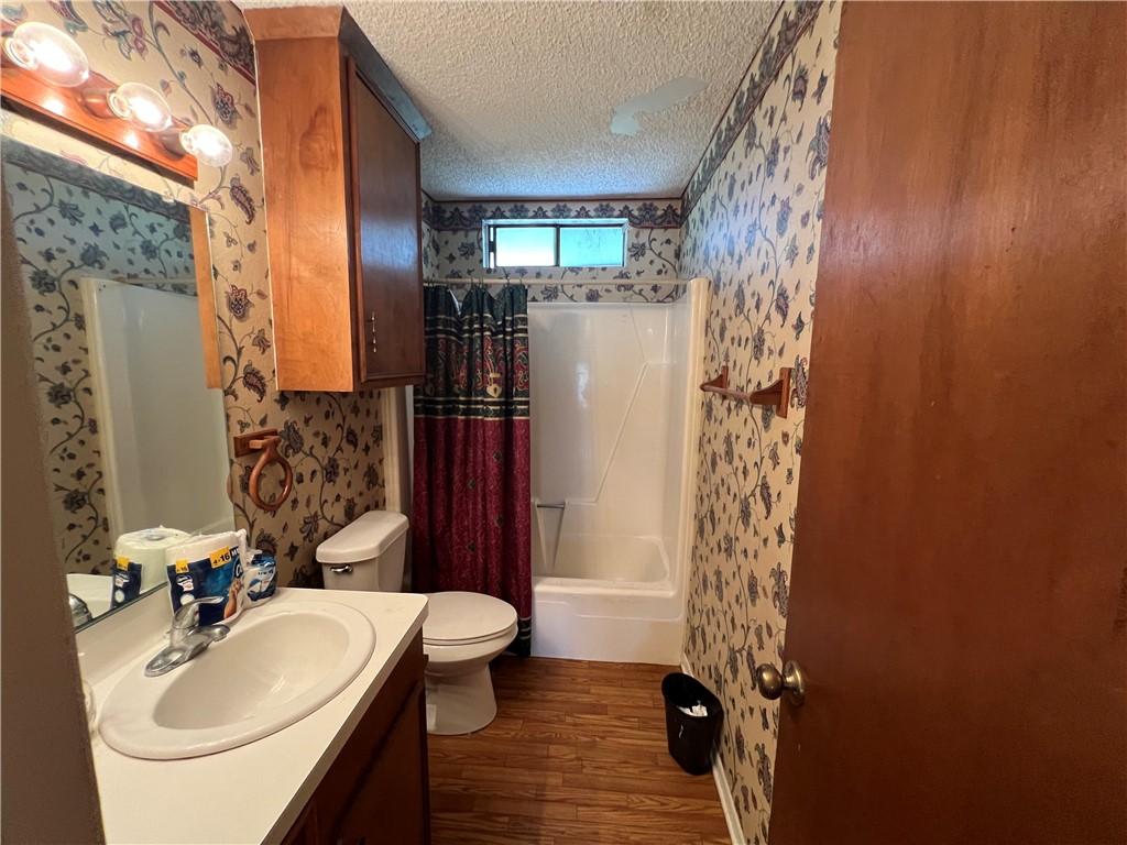 238 W Brundrett Ave Property Photo 24