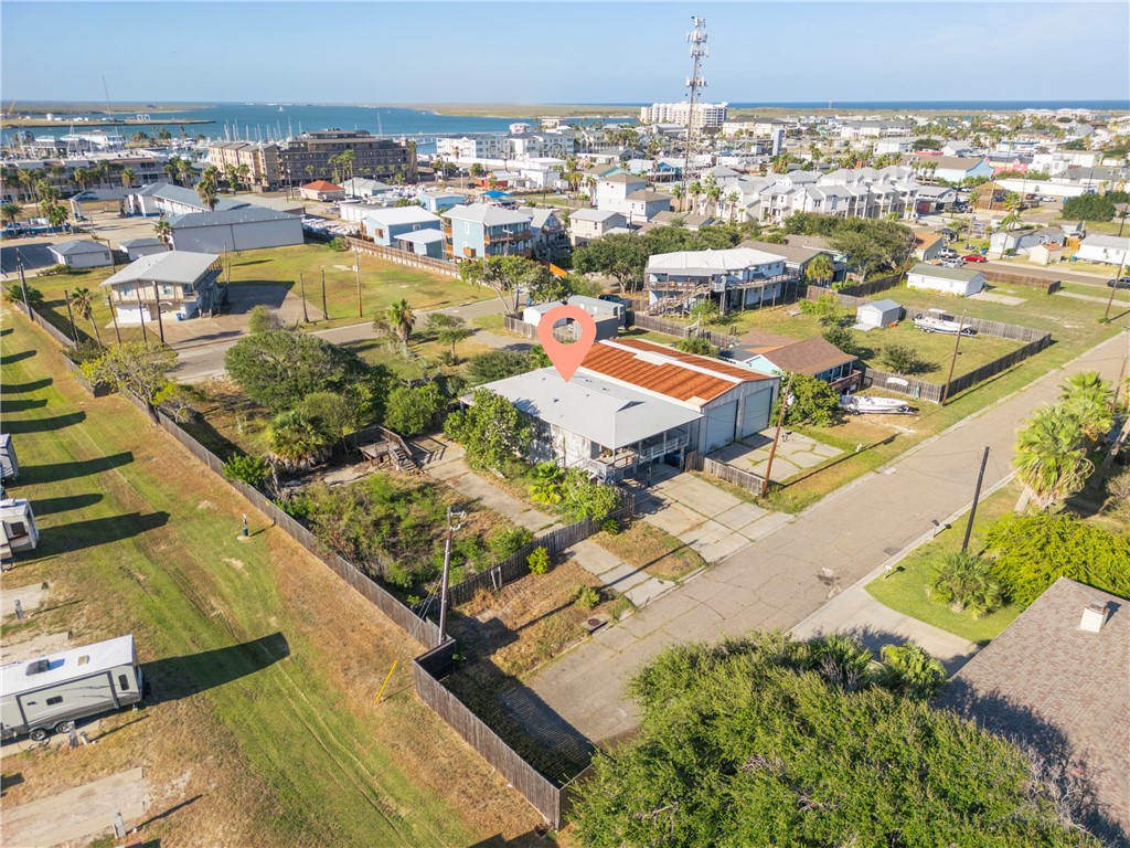 238 W Brundrett Ave Property Photo 35