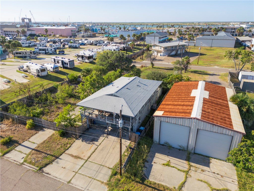 238 W Brundrett Ave Property Photo 39