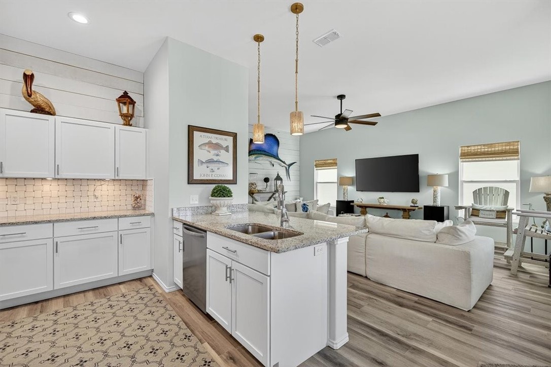 107 Rainbow Reef Property Photo 13