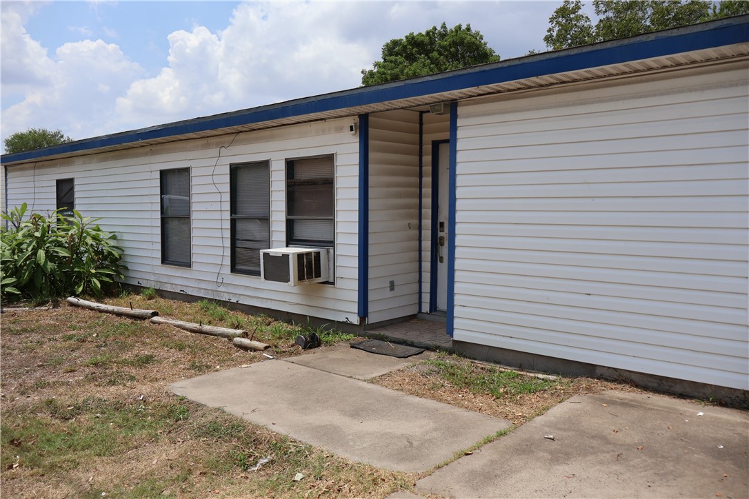 4241 Starlite Property Photo 5