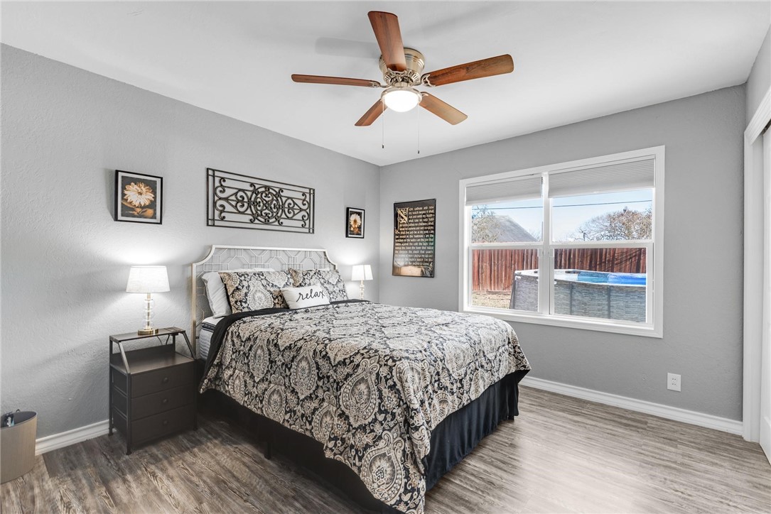 902 Hazel Dr Property Photo 18