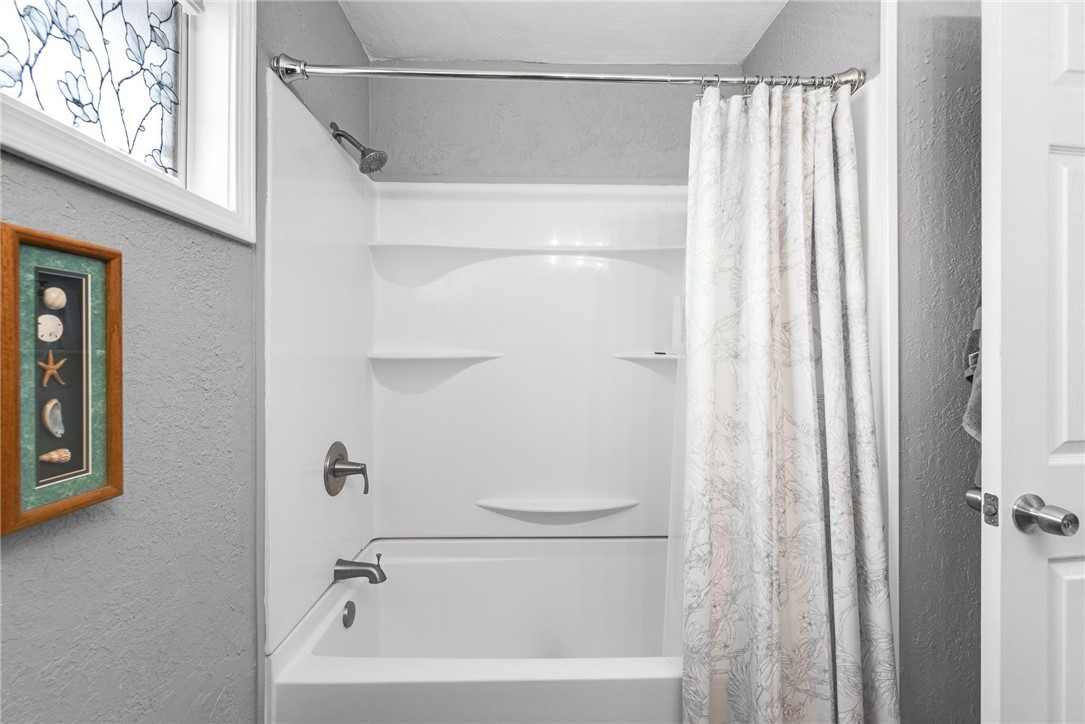 902 Hazel Dr Property Photo 20