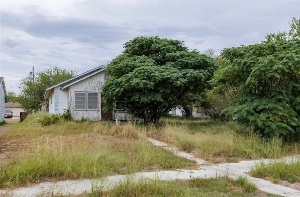 2595 Arkansas St Property Photo 1