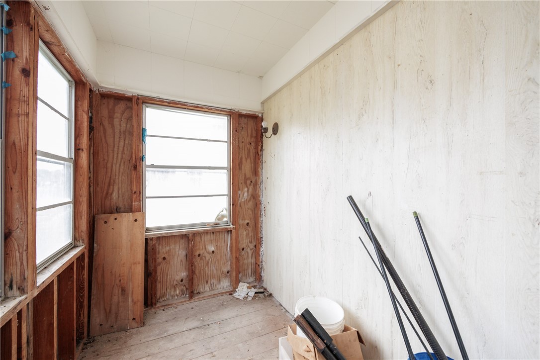 2595 Arkansas St Property Photo 5