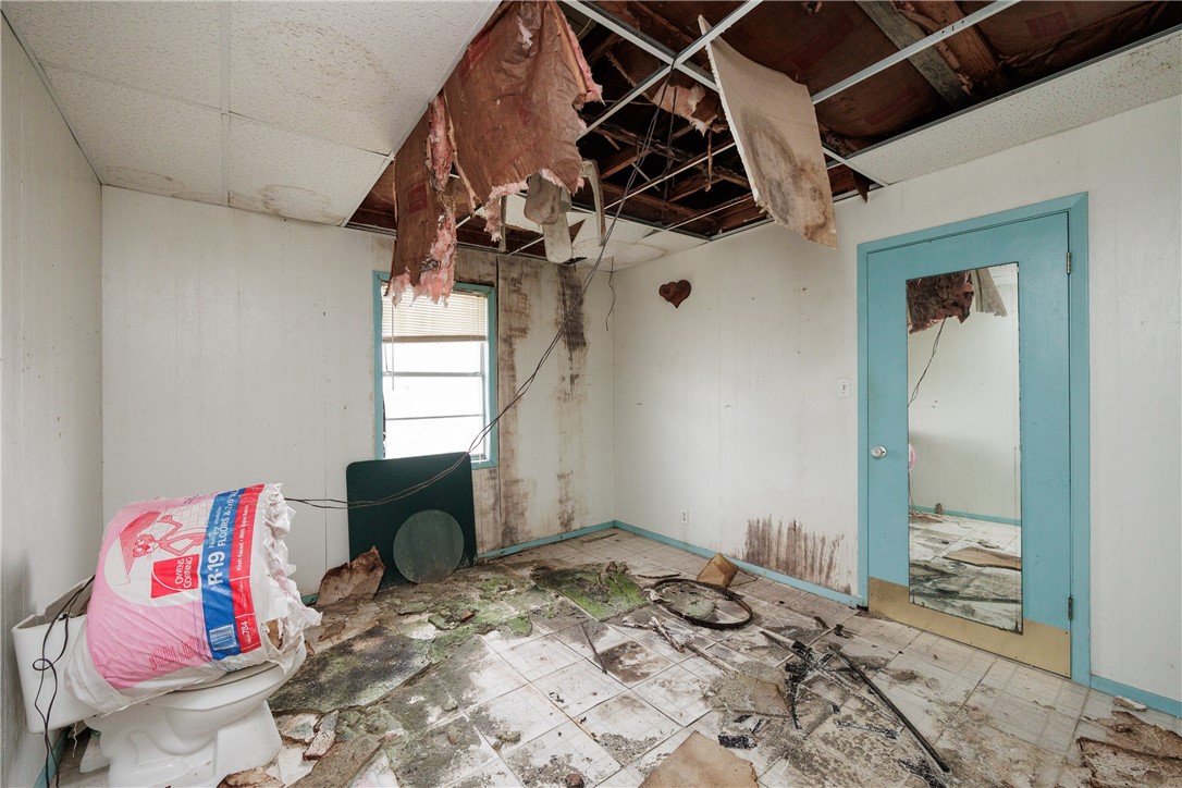 2595 Arkansas St Property Photo 20