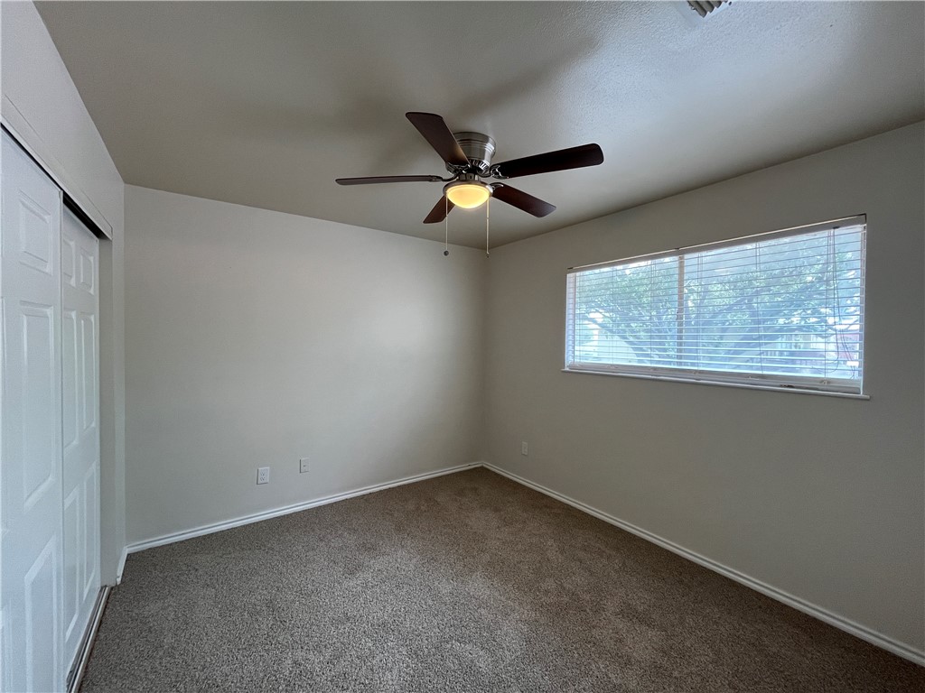 6106 Hidden Cove Property Photo 9