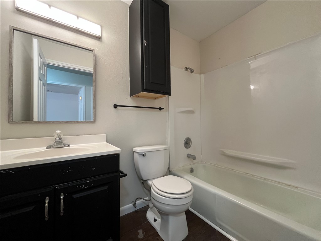 6106 Hidden Cove Property Photo 11