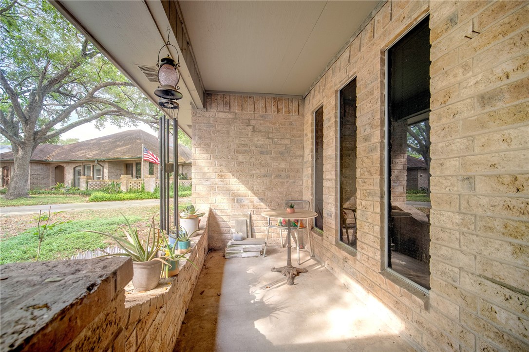 4305 Lavaca River Ct Property Photo 3