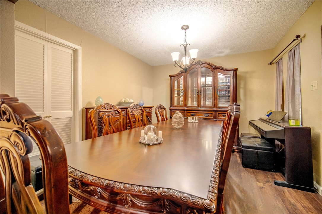 4305 Lavaca River Ct Property Photo 8