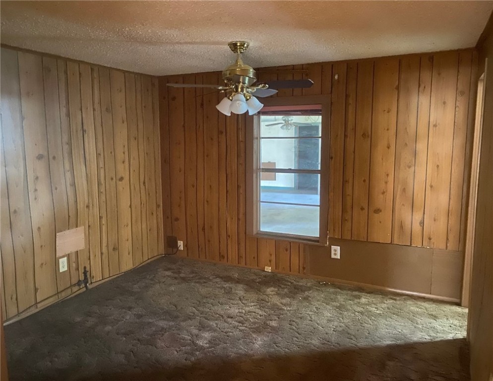 813 E Yoakum Ave Property Photo 10