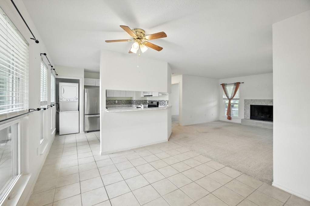 221 Marion Dr Property Photo 4