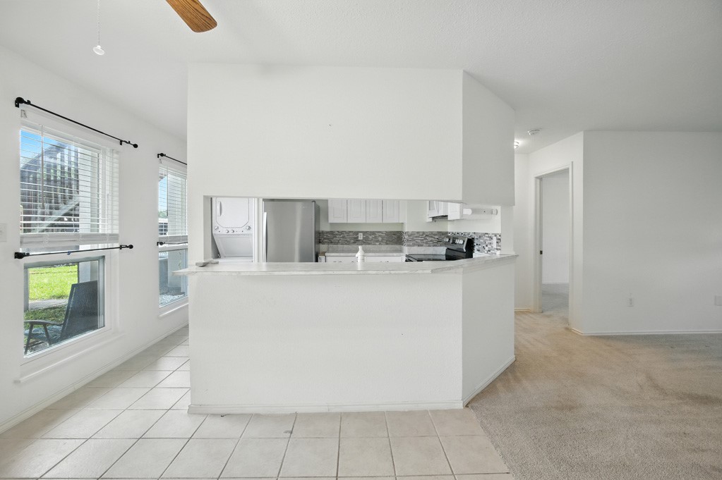 221 Marion Dr Property Photo 6