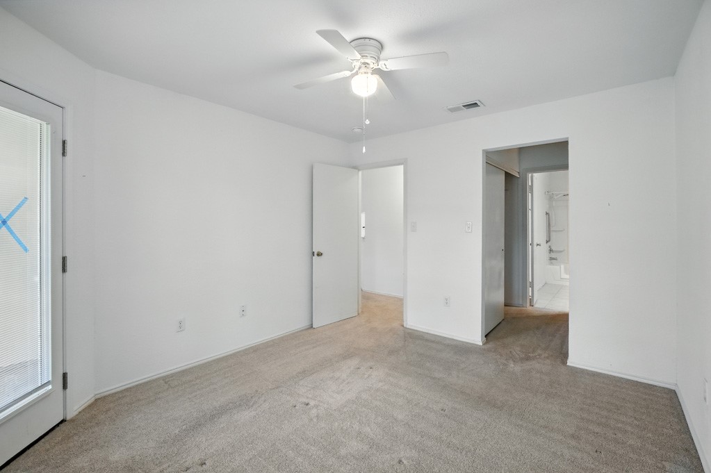 221 Marion Dr Property Photo 17