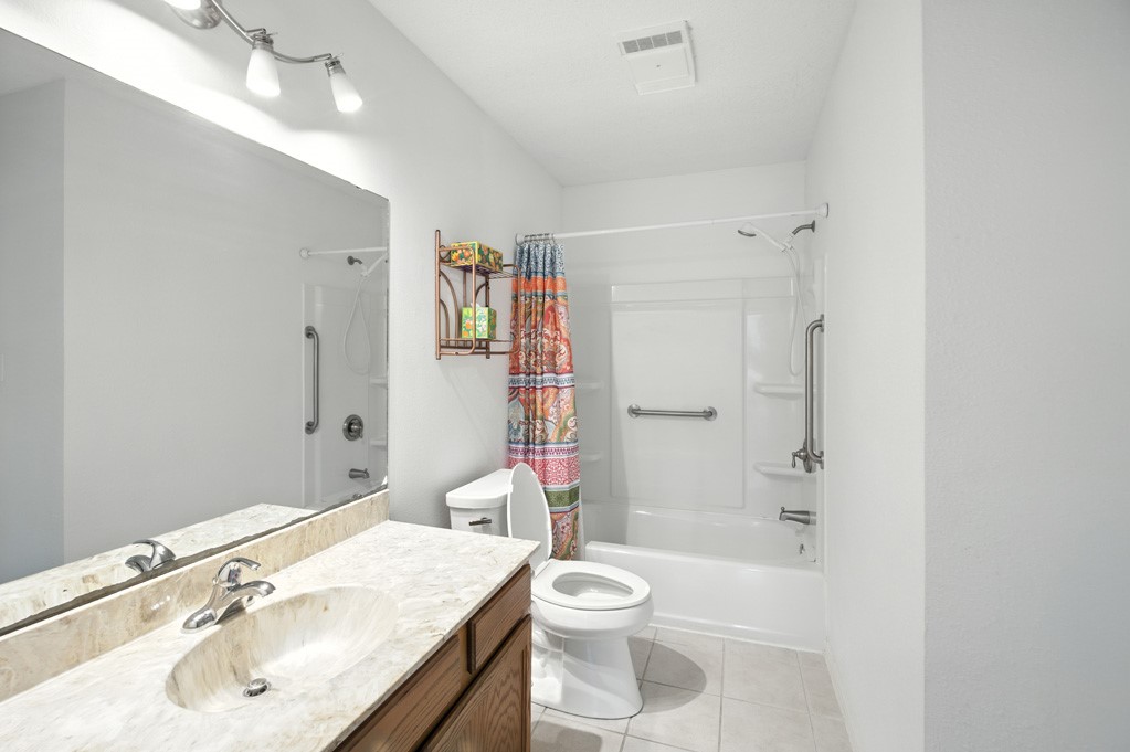 221 Marion Dr Property Photo 20