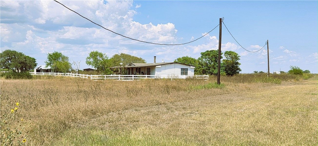 15526 County Road 1510 Property Photo 4