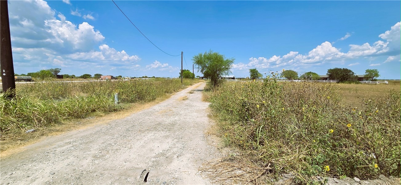15526 County Road 1510 Property Photo 5