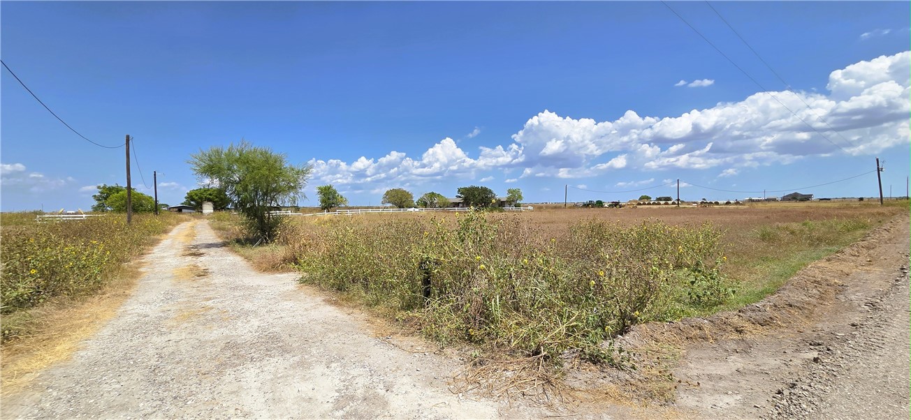 15526 County Road 1510 Property Photo 6